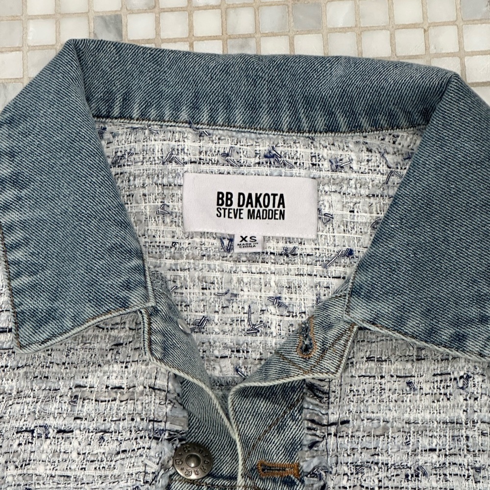 BB Dakota X Steve Madden The Festival Denim Trucker Jacket - Picture 8 of 16